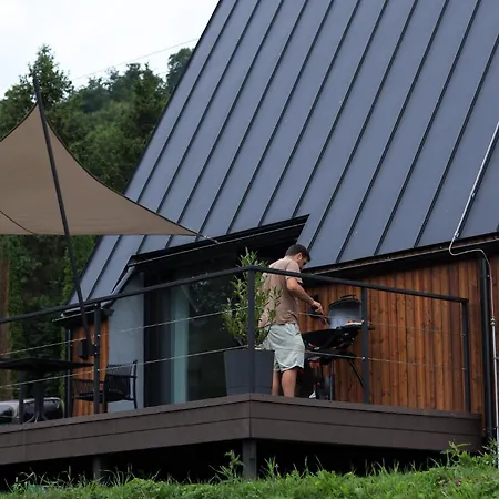 Chaticka Artoa Chalet *